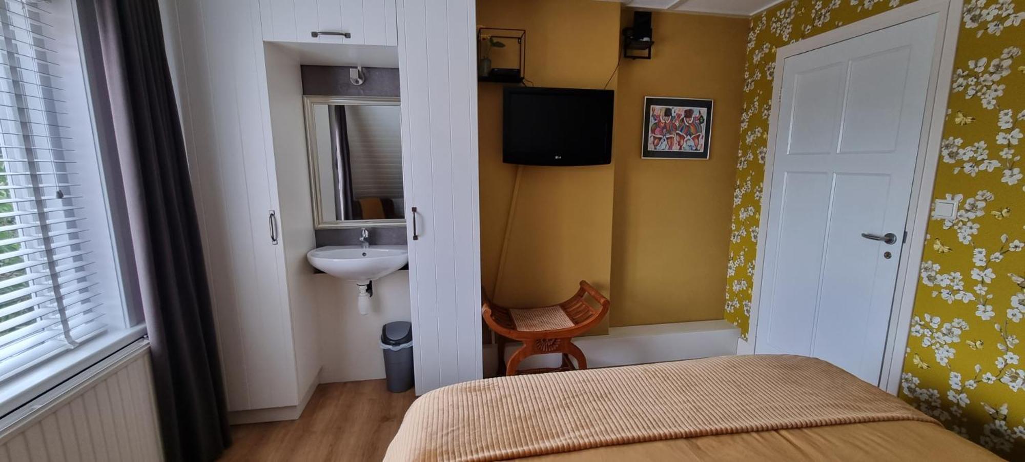 B&B Maaslandje Wijk en Aalburg Екстер'єр фото