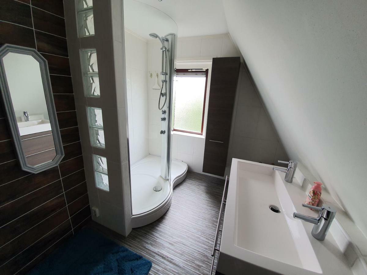 B&B Maaslandje Wijk en Aalburg Екстер'єр фото